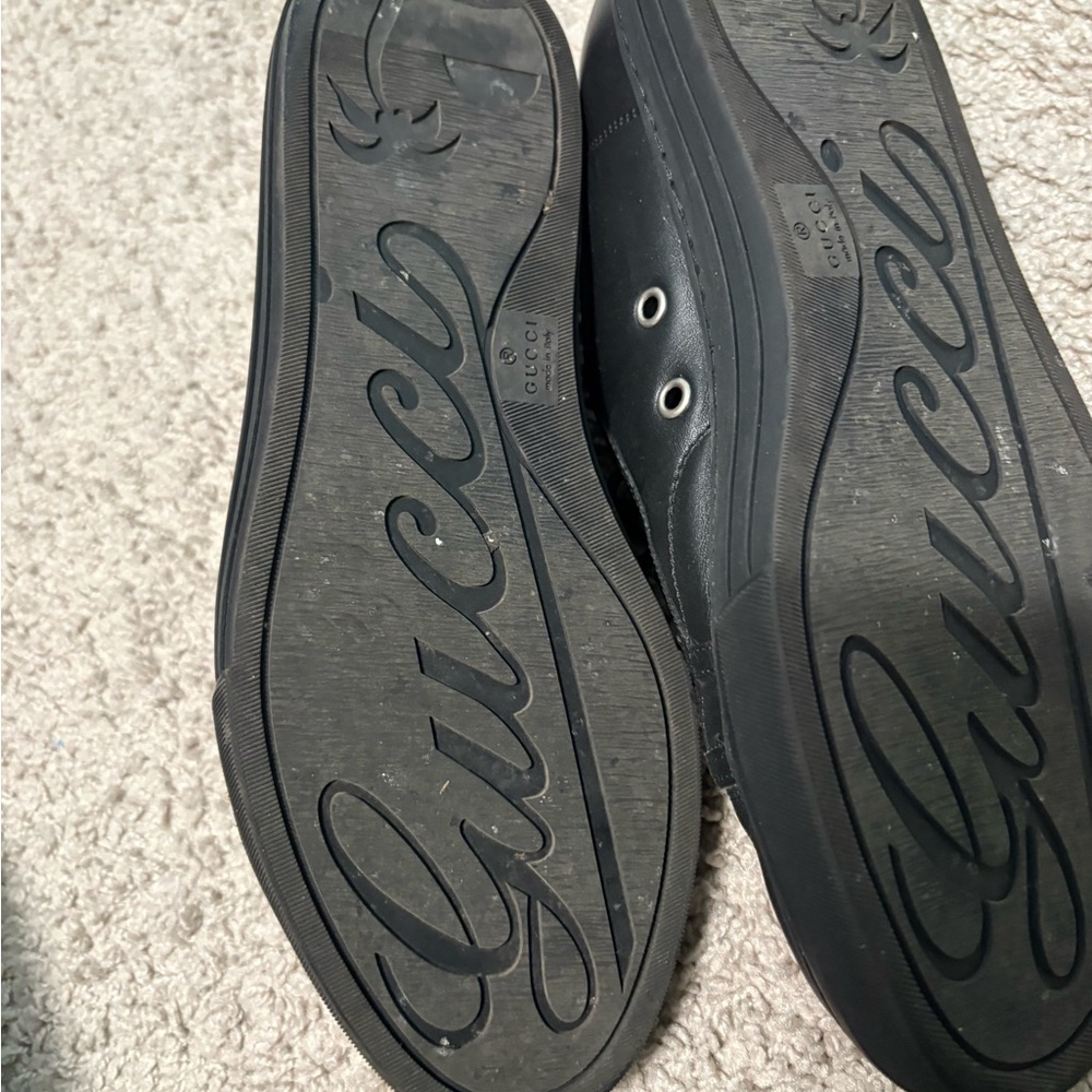 Brand New without tag - Gucci Men's Black Leather Sneakers. Perfect condition. - Picture 5 of 7